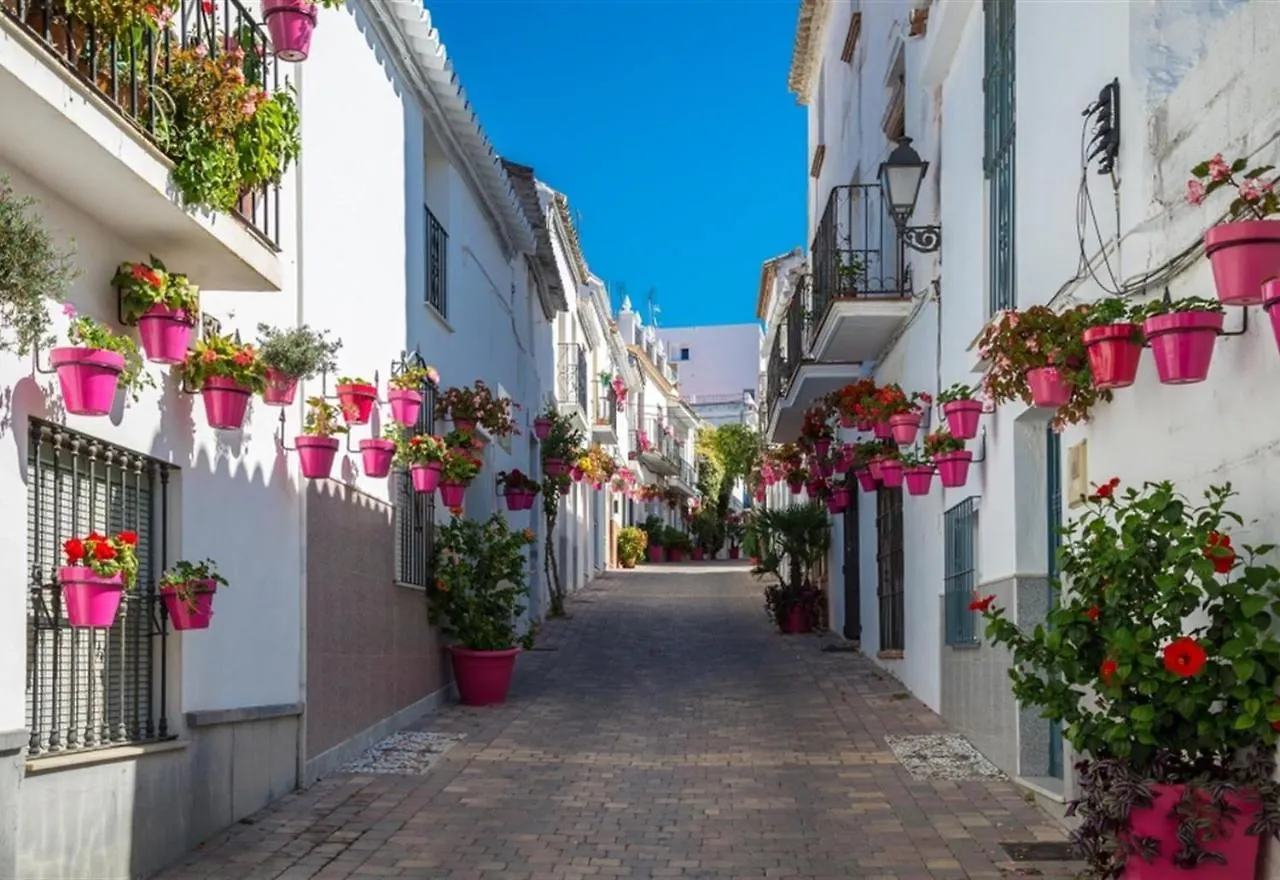 Gorgeous Townhouse With Seaview Apartment Estepona