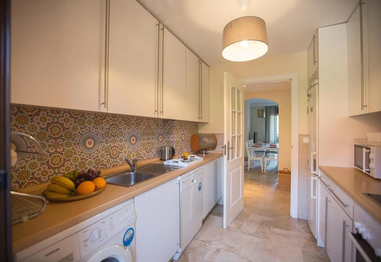 Gorgeous Townhouse With Seaview Apartment Estepona 0*,  Spain